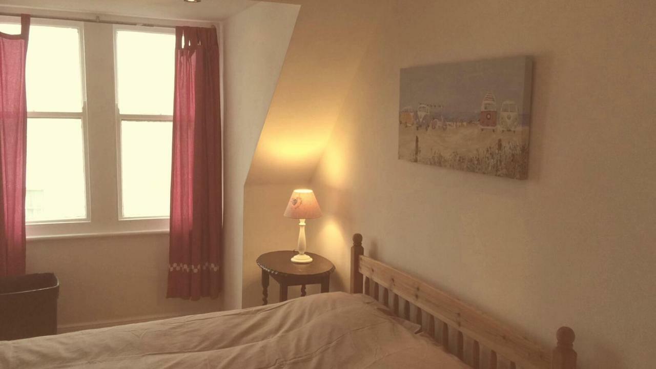 Boonkeys Surf Lodge New Quay Esterno foto