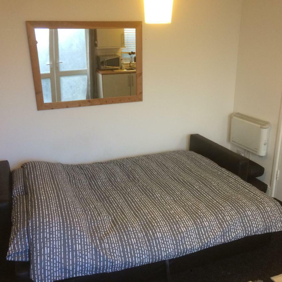 Boonkeys Surf Lodge New Quay Esterno foto